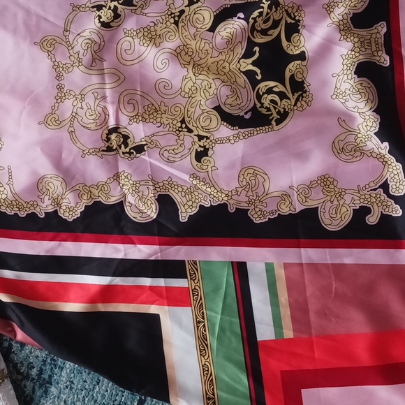 Gorgeous vintage silk like dress - Picture 6 of 6